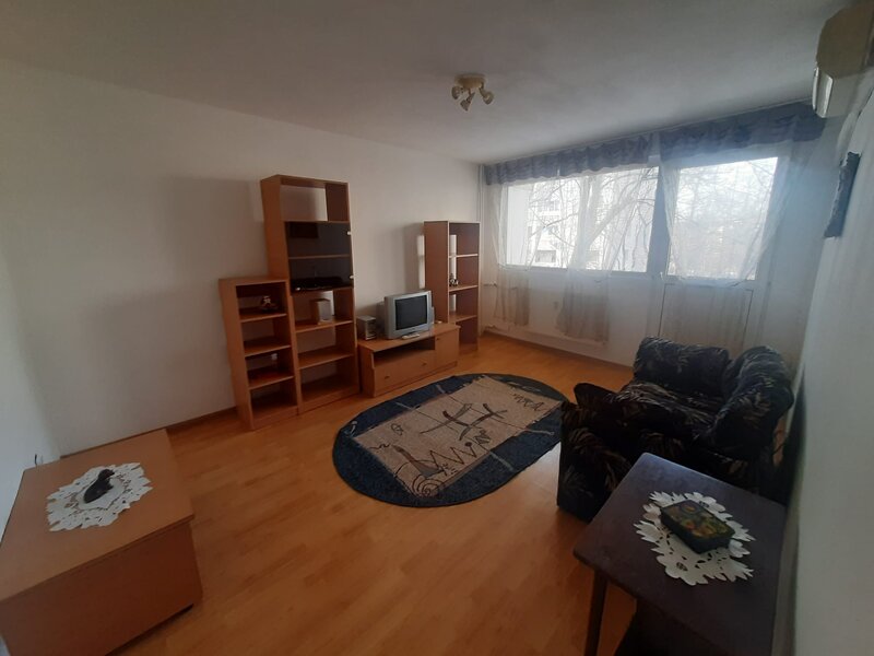 Drumul Taberei, Favorit